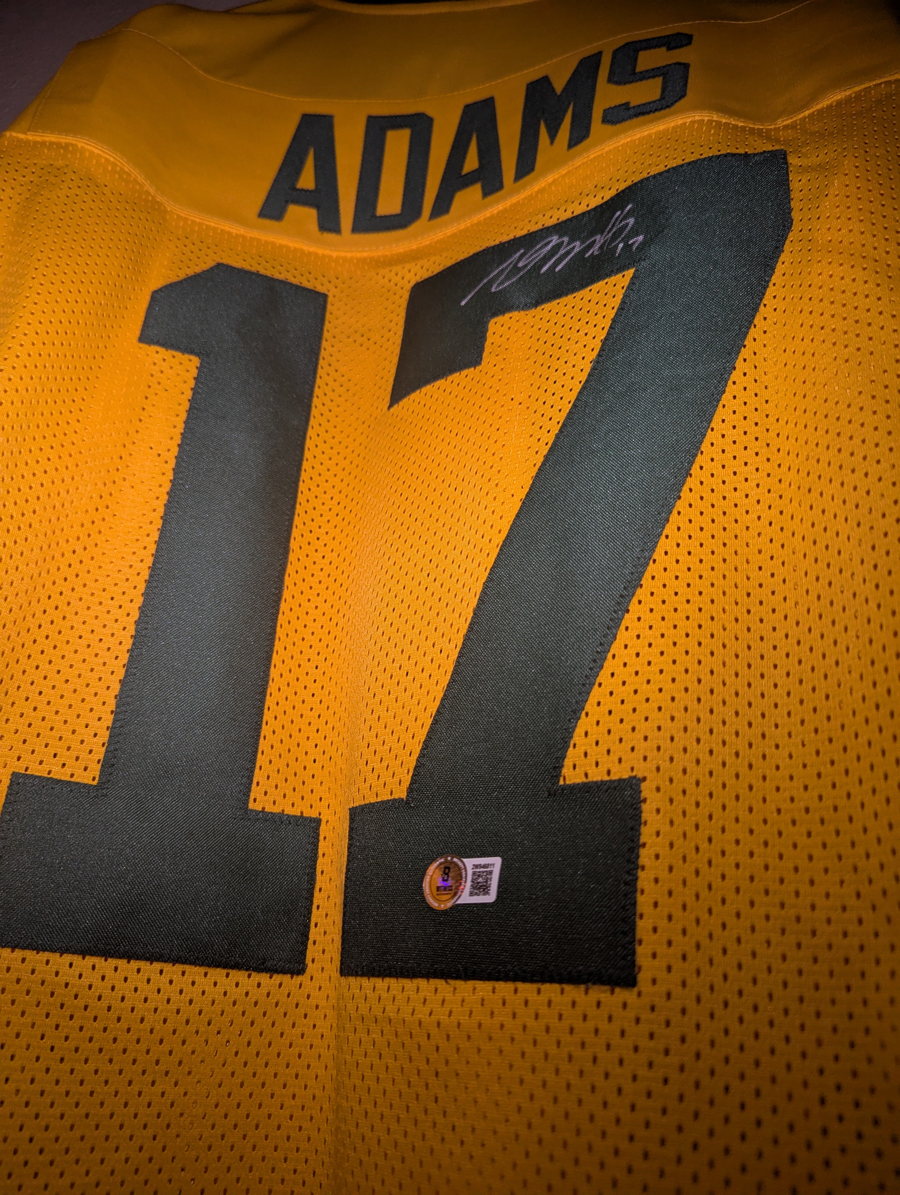 Davante Adams - Signed Custom Jersey (Beckett)