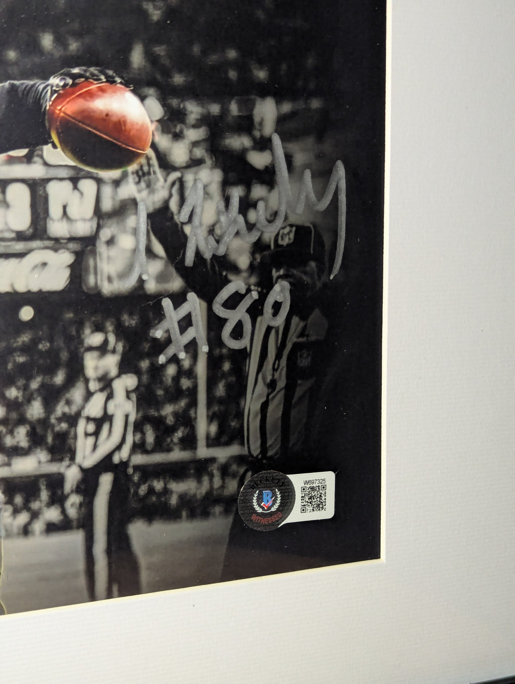 Isaiah Likely - Signed 8x10 (Beckett)