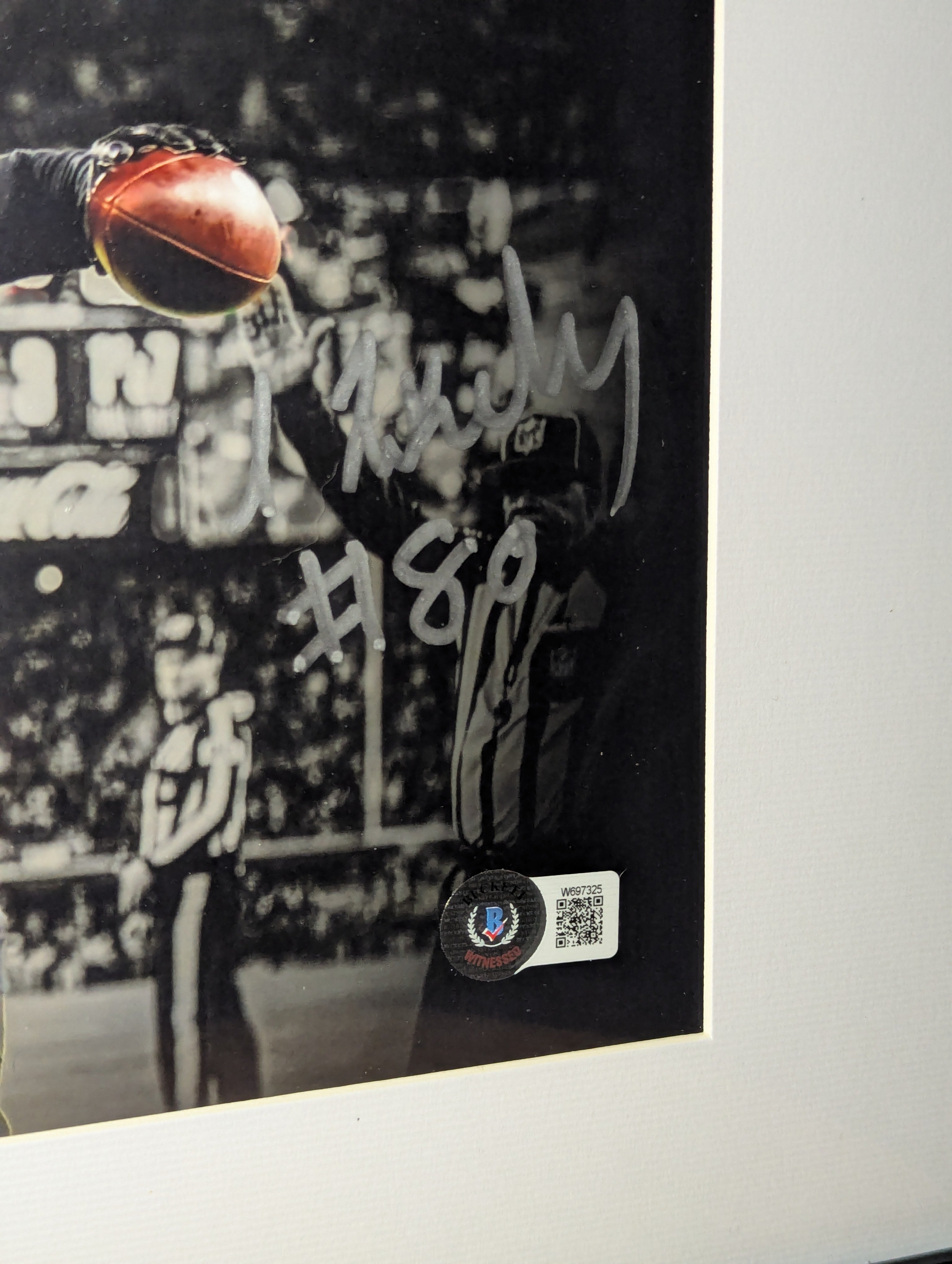 Isaiah Likely - Signed 8x10 (Beckett)