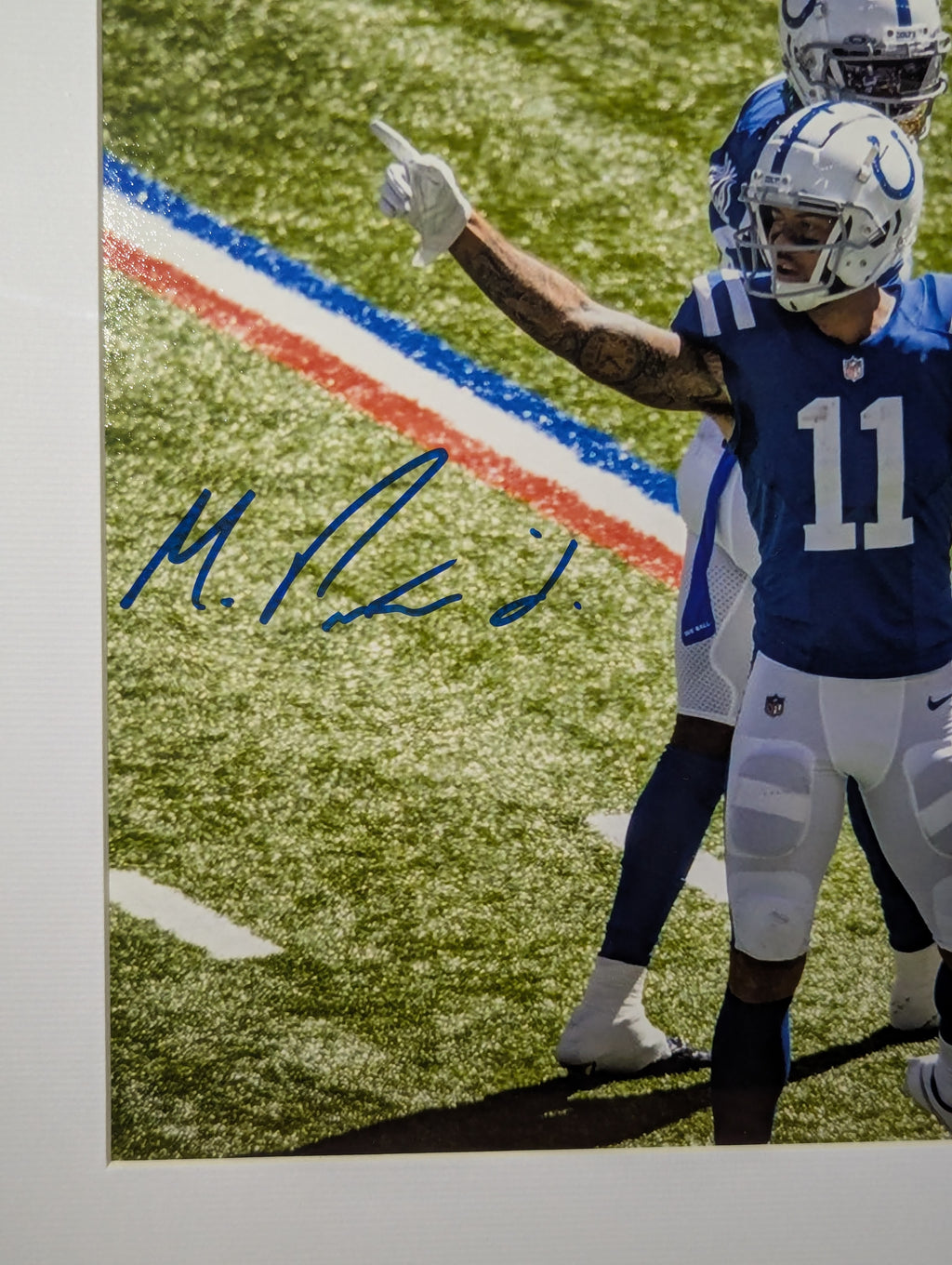 Michael Pittman Jr - Signed 8x10 (Beckett)