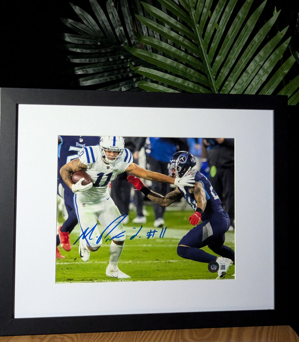 Michael Pittman Jr - Signed 8x10 (Beckett)