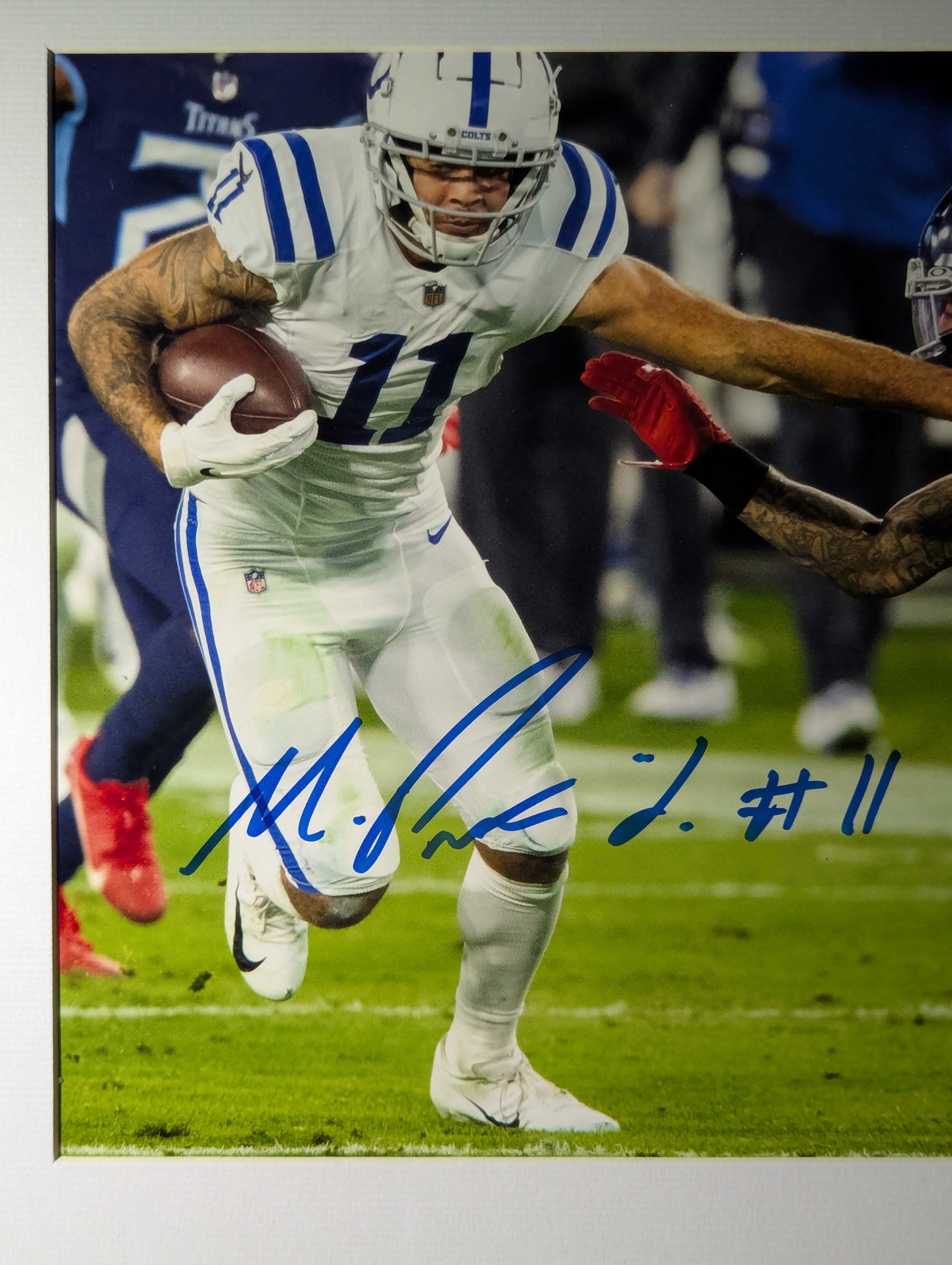 Michael Pittman Jr - Signed 8x10 (Beckett)